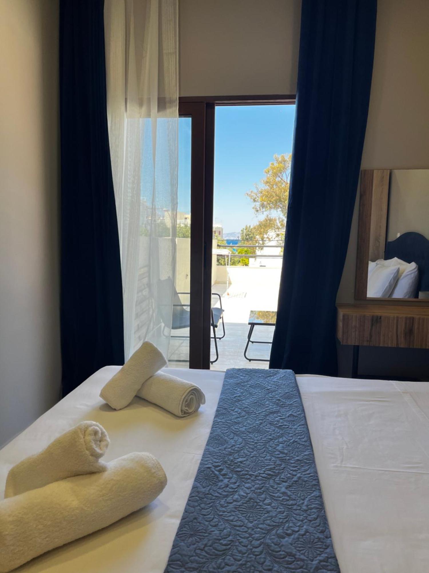 Sapphire Apartment